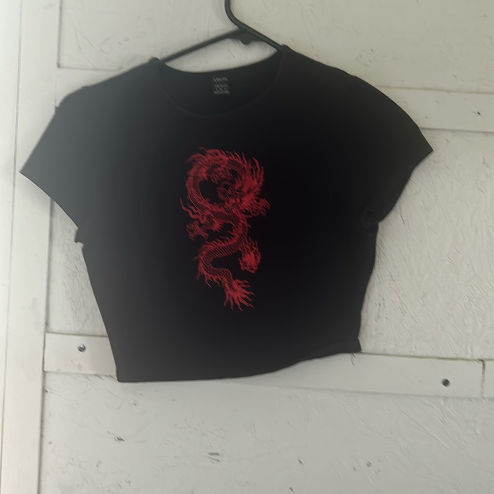 Cropped black dragon tea